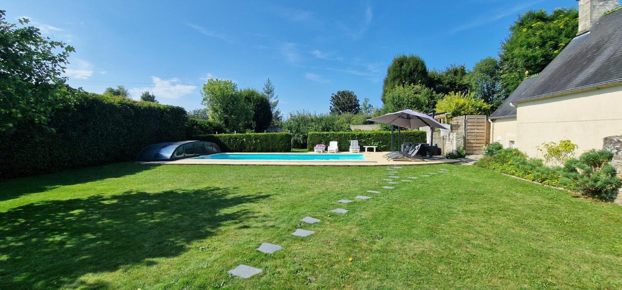 Gite 4 Personnes Avec Piscine Et Bain Nordique Proche Des Plages Du Debarquement Le Manoir  Exterior foto